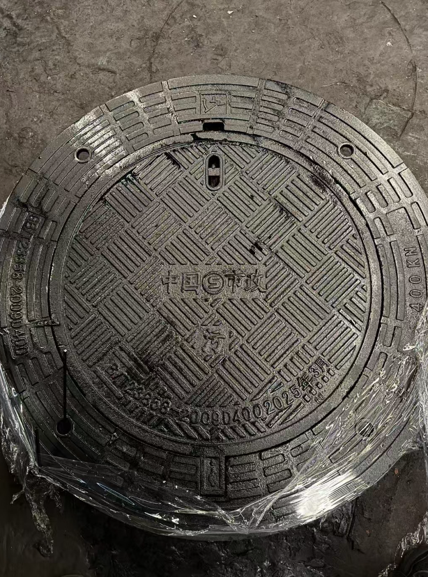 图们球墨铸铁防沉降井盖展示